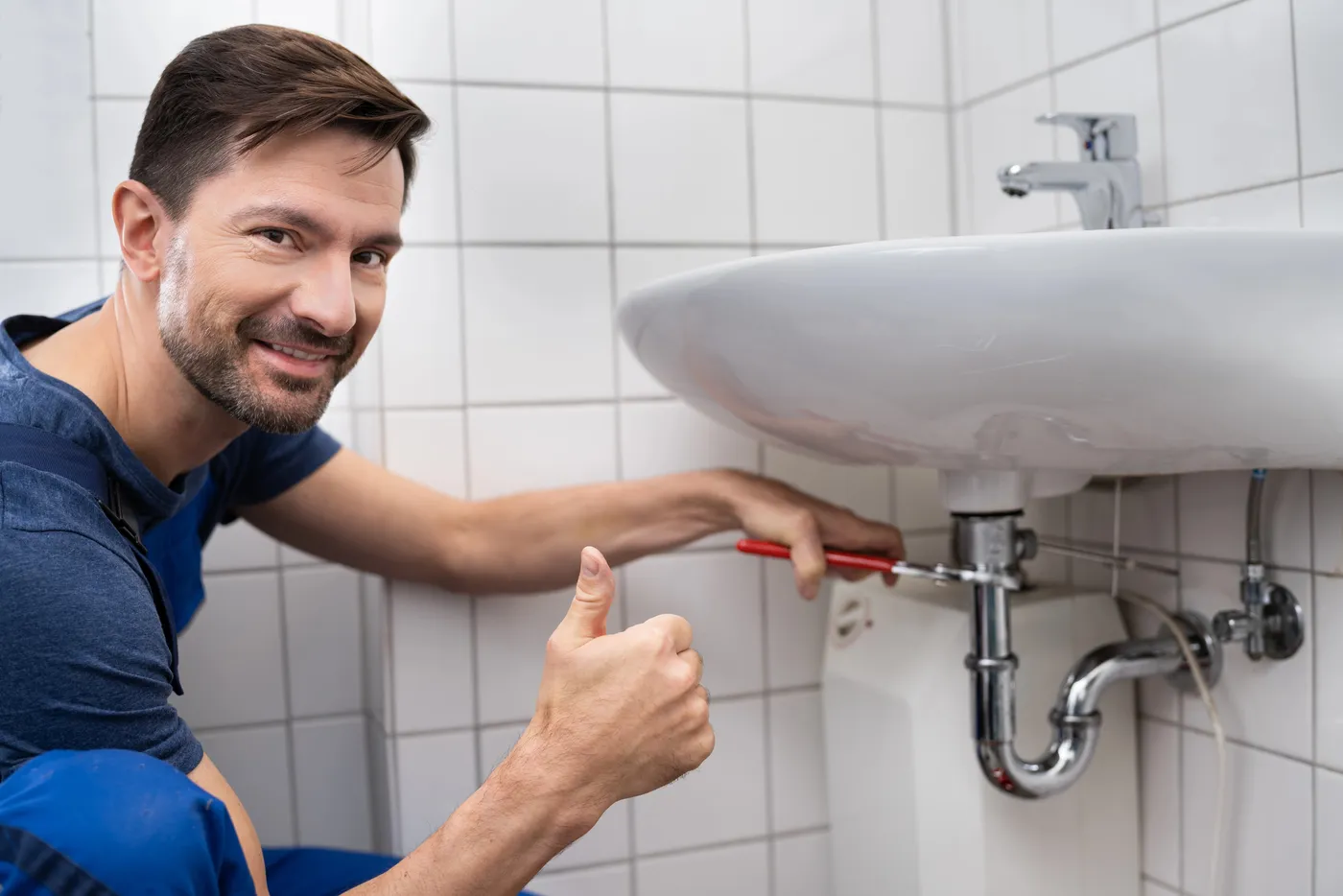 Écoulement d'un lavabo rétabli après débouchage du siphon en Seine-et-Marne